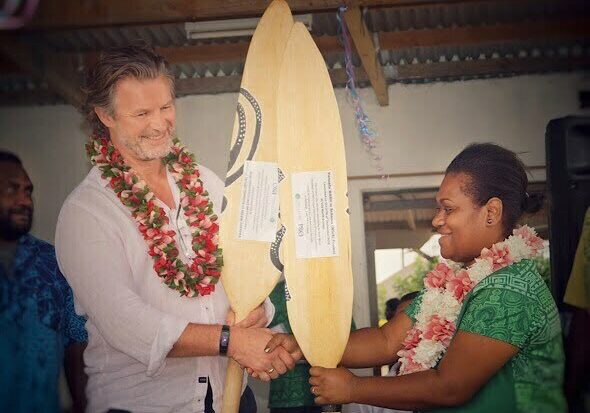 President of P&O Cruises and Live & Learn Vanuatu representative at the launch