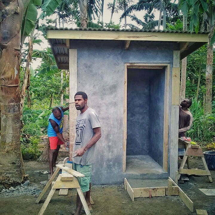 Vanuatu-CBSE-toilet-construction